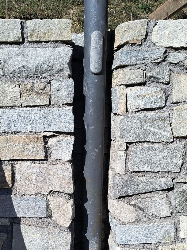 Particolare muro a sasso