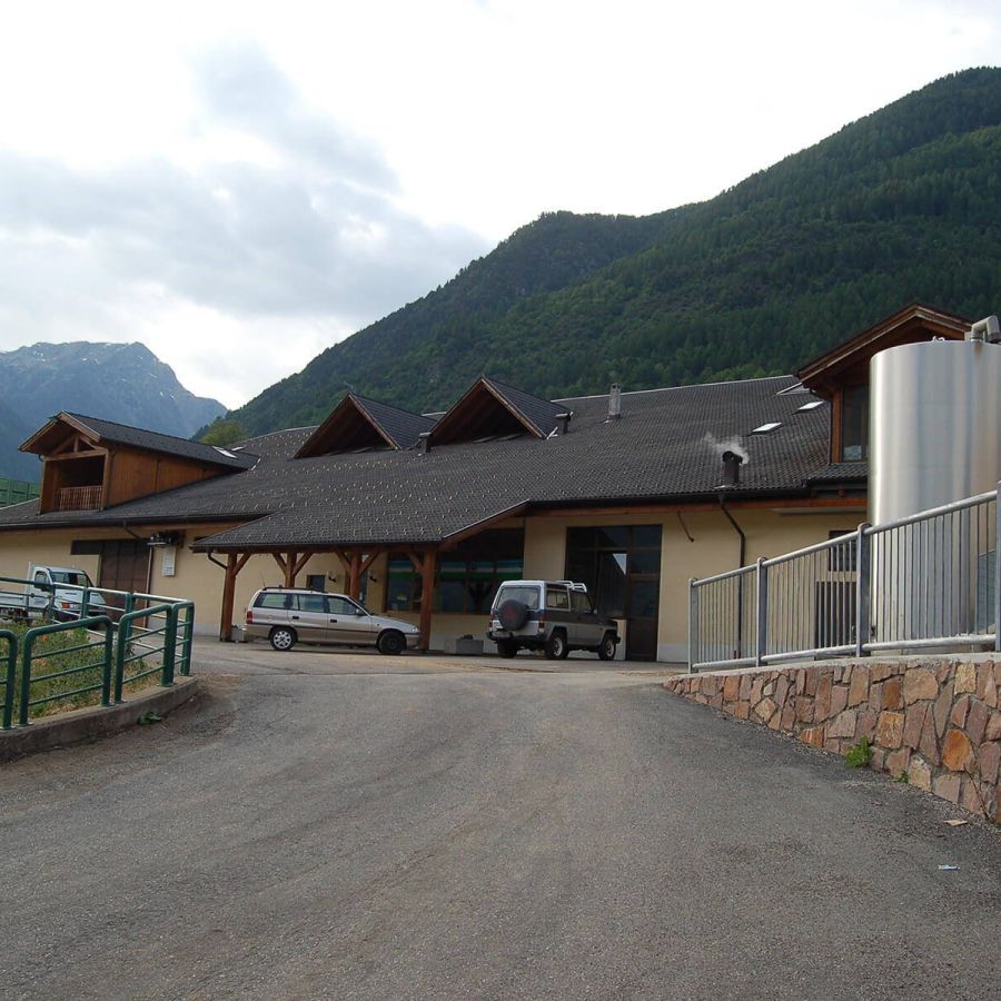entrata-caseificio-val-di-non