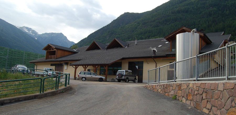 entrata-caseificio-val-di-non